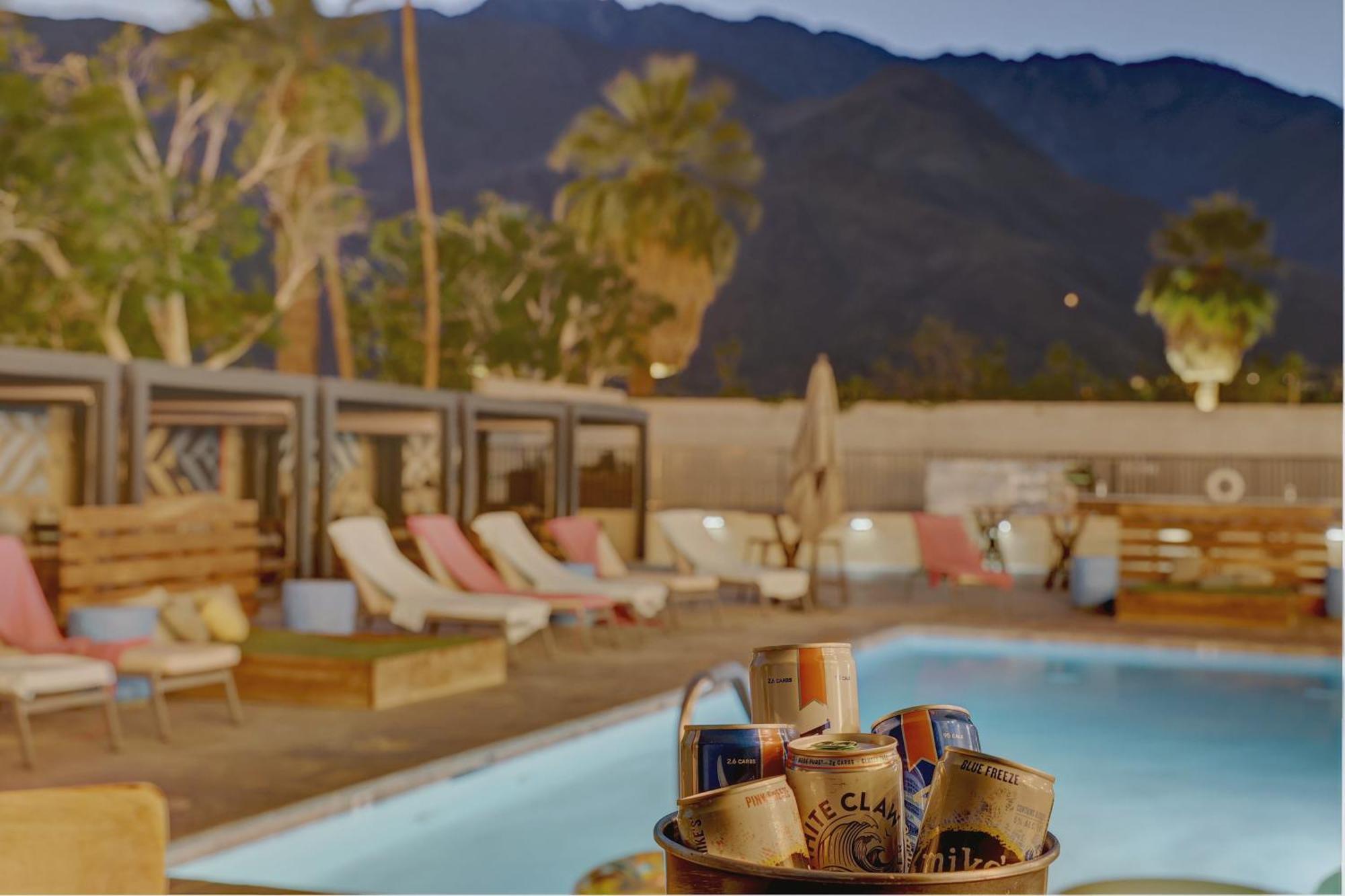 The Infusion Beach Club 棕榈泉 外观 照片