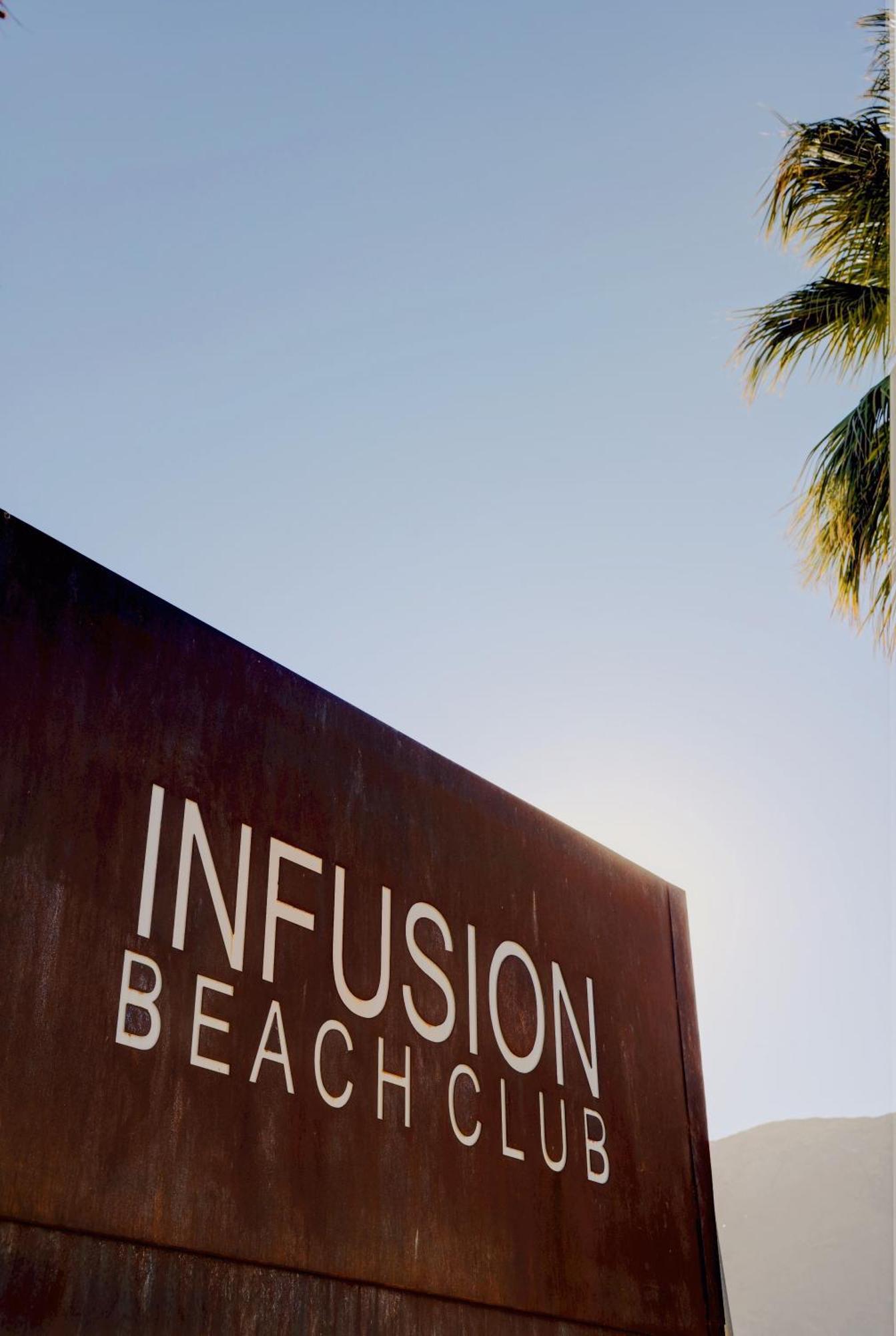 The Infusion Beach Club 棕榈泉 外观 照片